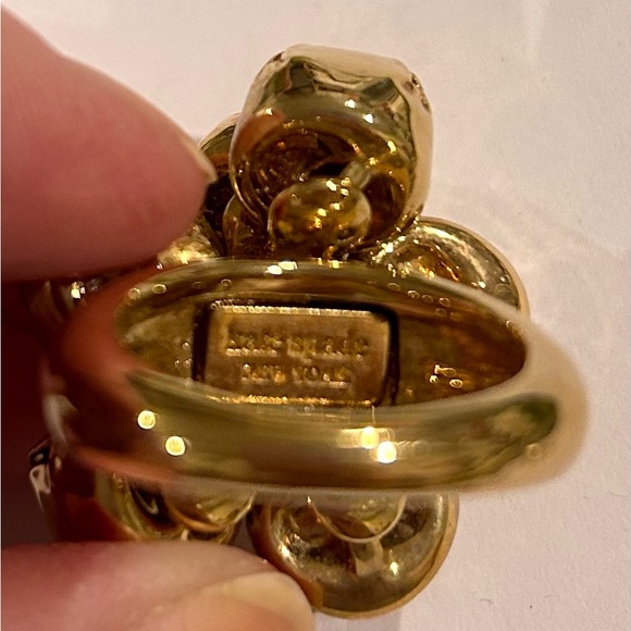 Kate Spade Gold Jingle Bell Ring Christmas Adjustable sizes 5-8 - Picture 3 of 5